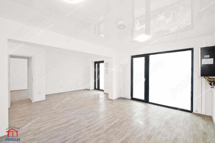 Vanzare spatiu comercial in Galati, str Gheroghe Doja, renovat de la placa, sup 55 mp