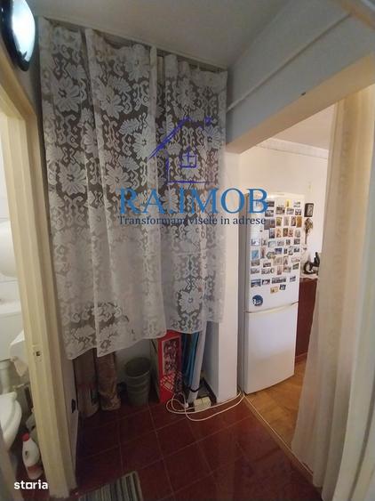Apartament 2 camere, Vest-Baraolt, et 4/4 - 42.500 euro negociabil - 2