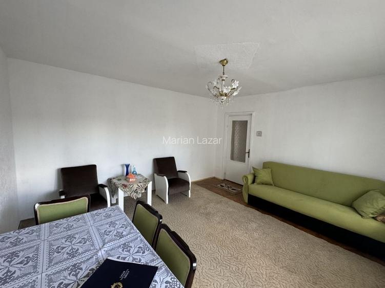 Apartament cu 4 camere de vânzare - Zona 100, Micălaca Apartament cu 4 camere de vânzare - Zona 100, Micălaca
