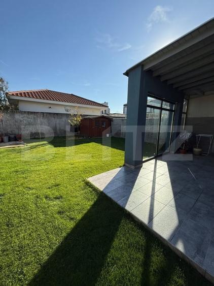Duplex cu 4 camere cu Canalizare în Moșnița Veche