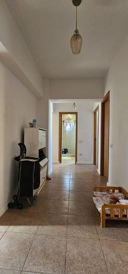 Apartament cu 3 camere în Casa de Cultură