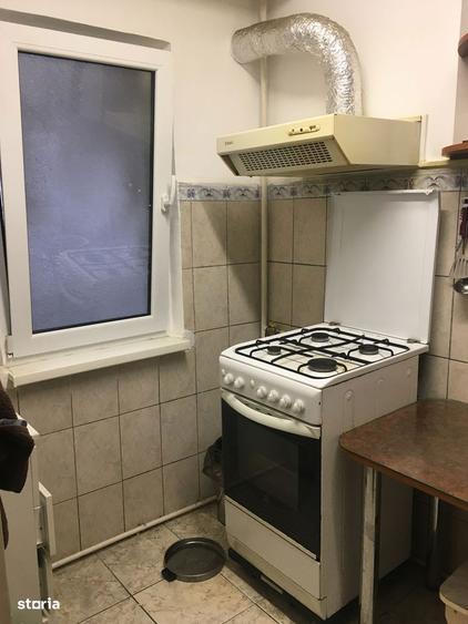 Vand apartament decomandat 2 camere Micro13 - 3