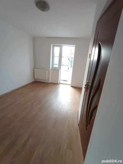 Vanzare apartament cu 2 camere - 3