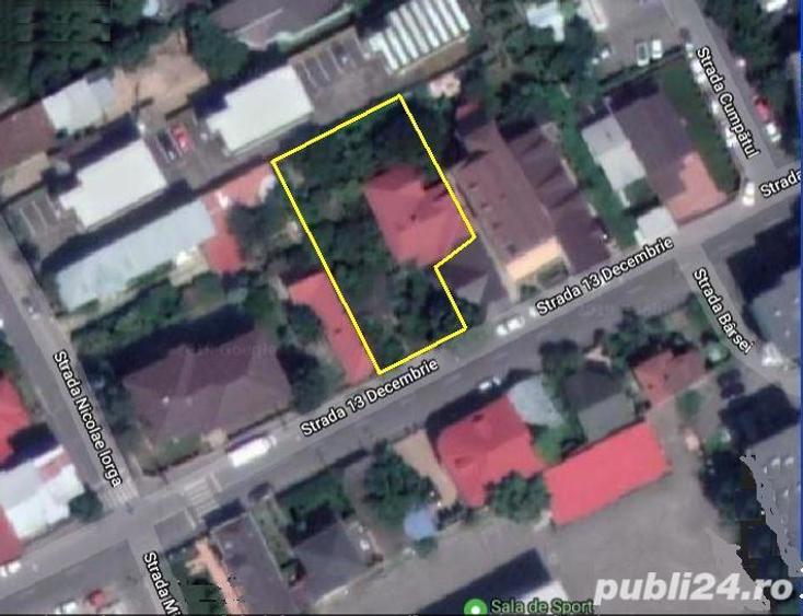 Imobil plus doua garaje, teren suprafata totala 927 mp, Blv. Castanilor, PLOIESTI, str. 13 Decembrie - 7
