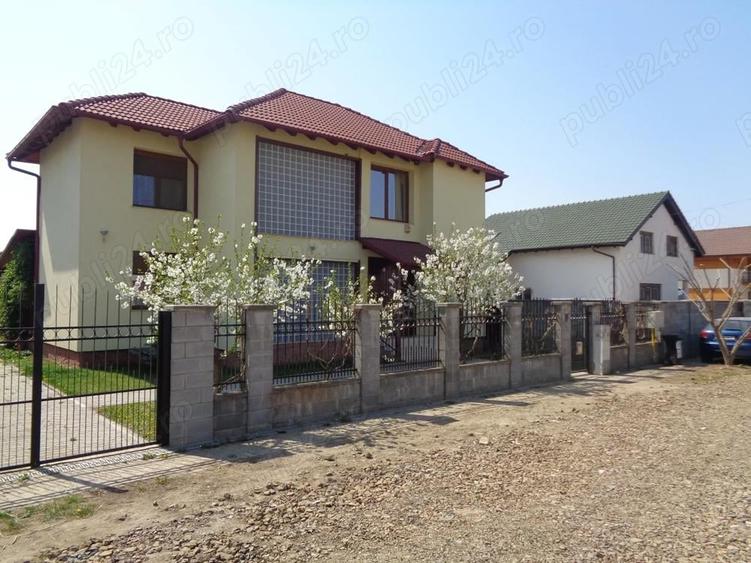 Proprietar vand casa individuala - Dumbravita - 1