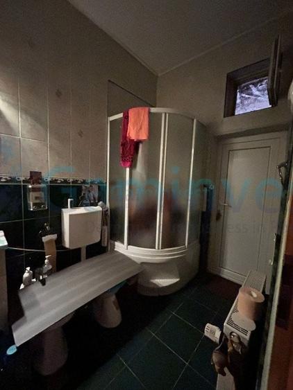 Apartament cu 3 camere de vanzare in Oradea, zona centrala - 8