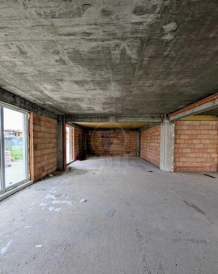 Oportunitate de investitie in zona cu trafic. Spatiu comercial 210mp - 2