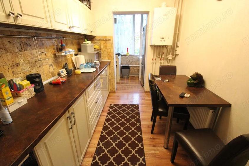 Zona Lipovei, 3 camere, centrala proprie. - 11