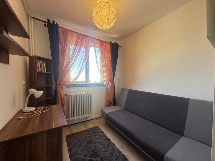 Decomandat  - Luminos - Etaj intermediar - Comision 0% - 4