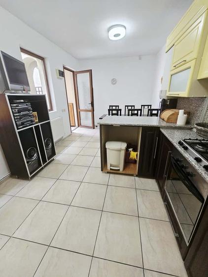 Casă 3 camere de închiriat, zona Centrală–ideală pentru salon/birouri - 21