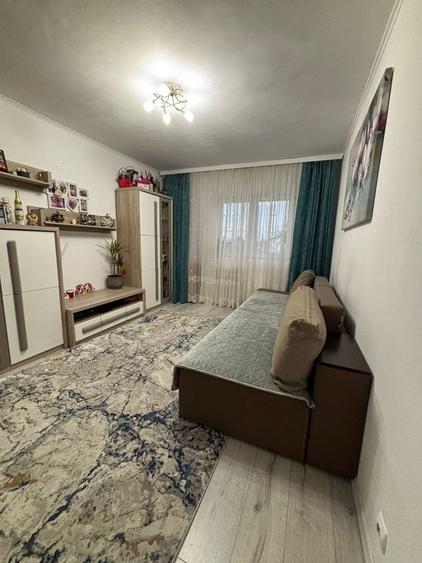 Vand apartament cu doua camere - 5