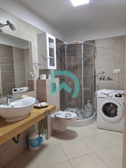 Garsoniera decomandata, Urban, Tractorul - 10