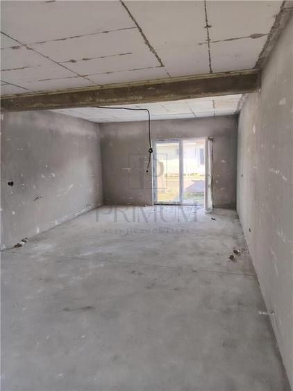 Duplex toate utilitatile - iluminat stradal - doua fronturi - pret de apartament - 10