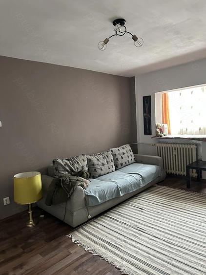 Inchiriez apartament 2 camere sector 4 - 6