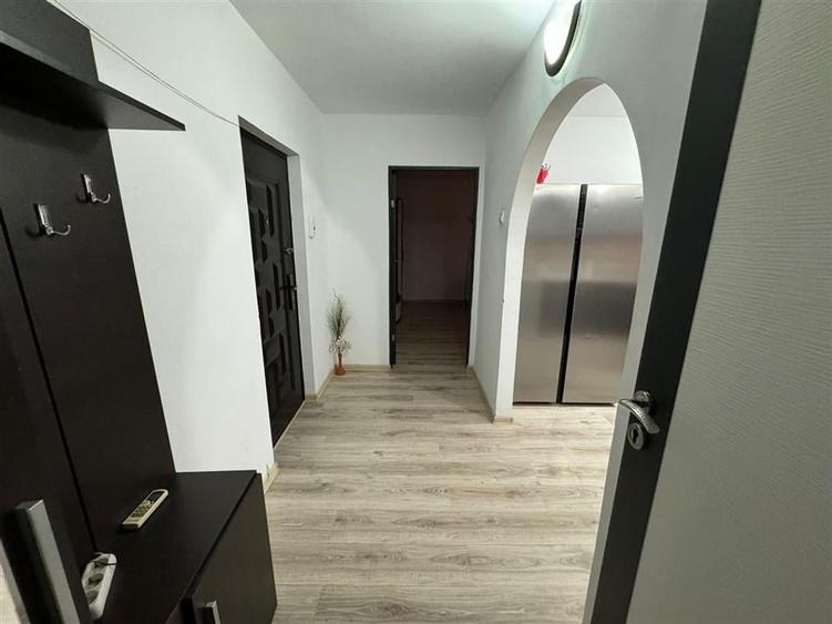 Apartament 4 camere, etaj 3 cu acoperis, nemobilat - 13