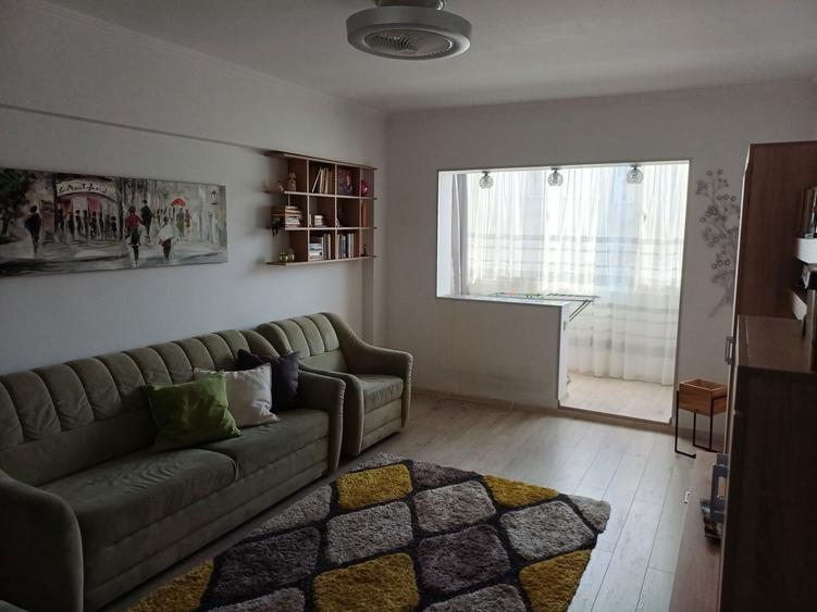 Inchiriez apartament - 3