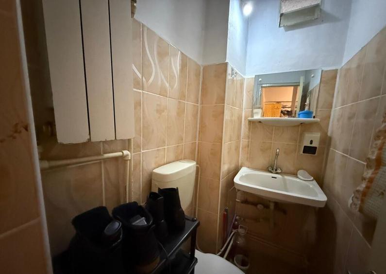 Apartament 3 camere,decomandat,etaj 1, Zona Balcescu - 13
