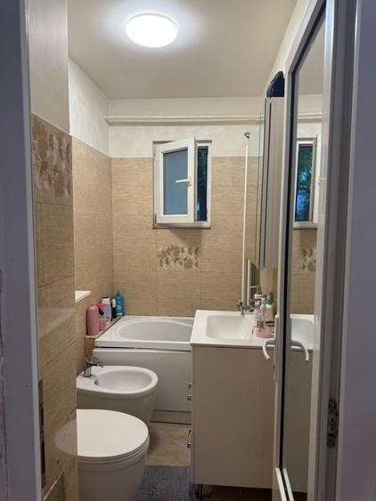 Apartament cu 2 camere decomandat, zona Podu Ros - 7