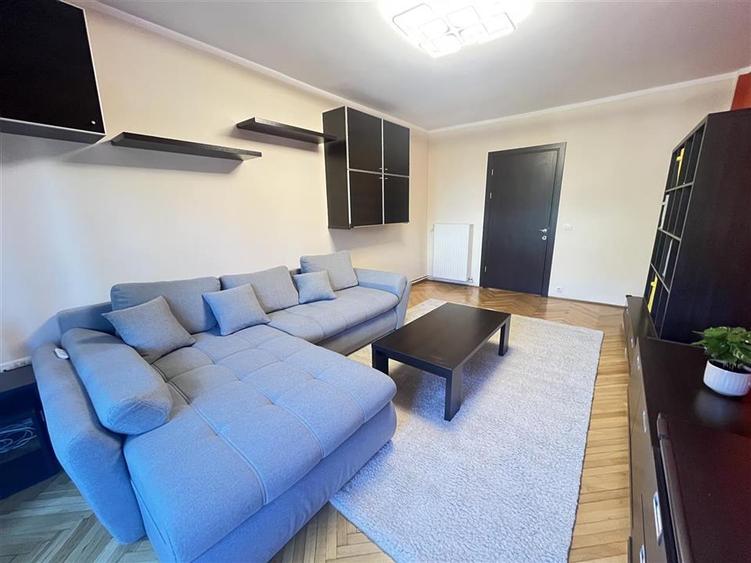 Apartament 3 camere decomandat 2 bai si balcon Bld Milea - 6