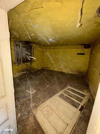 Teren +casa batraneasca - 8