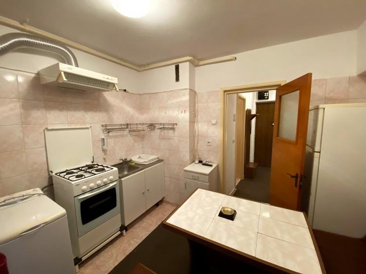 Unirii | Camera de Comert | Garsoniera | 42mp | Vedere Dambovita | Stradal - 5