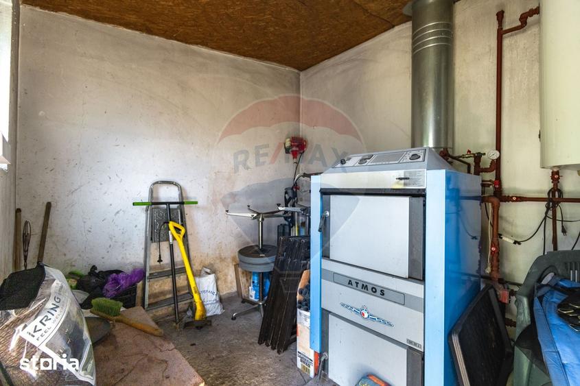 Casă cu 2 camere cu Teren 250 Mp în Cristian