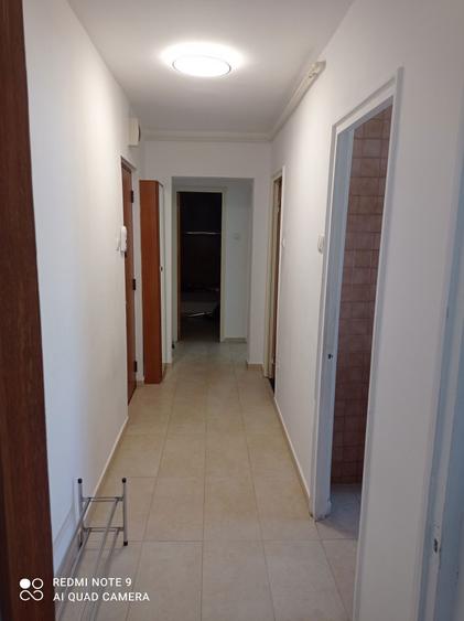 Inchiriez apartament 2 camere - 2