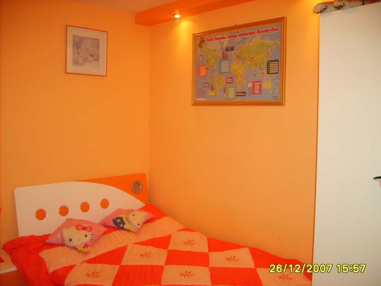 Mioveni, Ofer spre inchiriere Apartament 3 camere mobilat si utilat. - 4