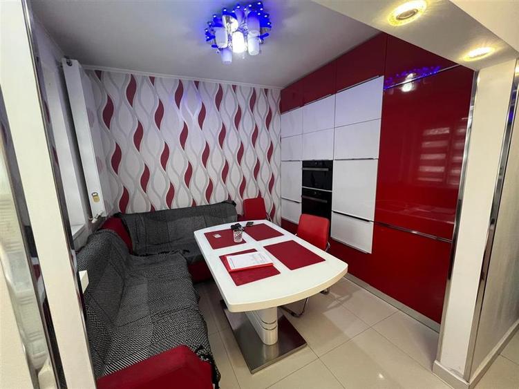 RECO, Apartament 3 camere, Zona Nufarul Oradea - 9