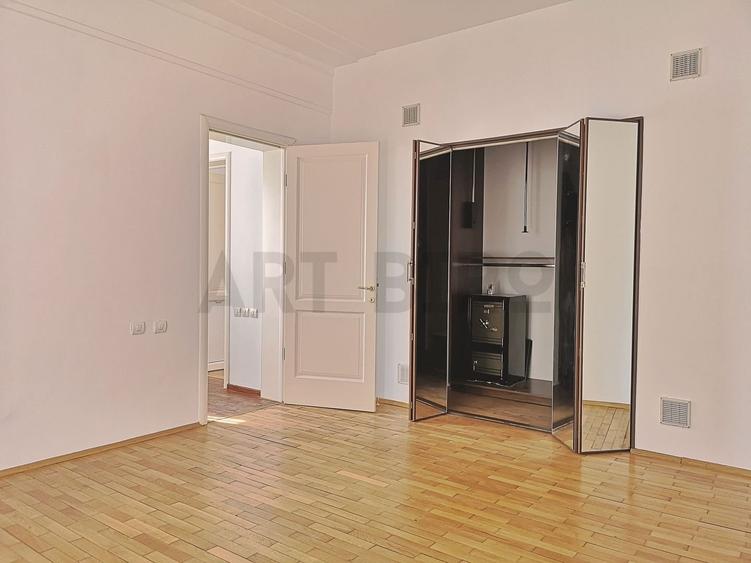 Zero comision, vila cocheta in zona Berzei, birou - comercial, 9' [M] - 10