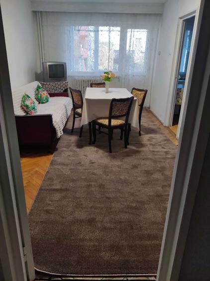 Inchiriez garsoniera - 1