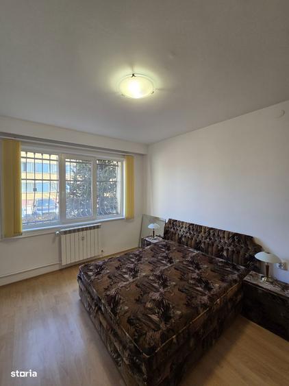 Apartament de 40,01 mp, parter, semi-mobilat, zona Far - 7