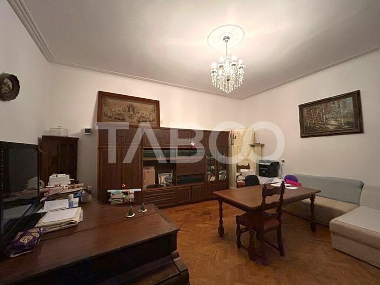 Apartament de vanzare cu 5 camere garaj zona Central din Sibiu - 3