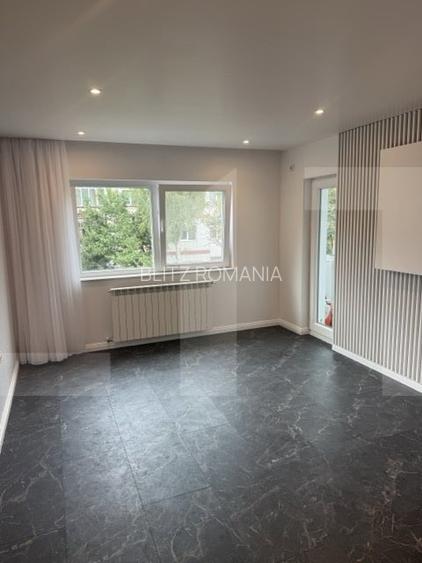 Apartament cu 3 camere, decomandat, 72 mp, ultracentral Apartament cu 3 camere, decomandat, 72 mp, ultracentral