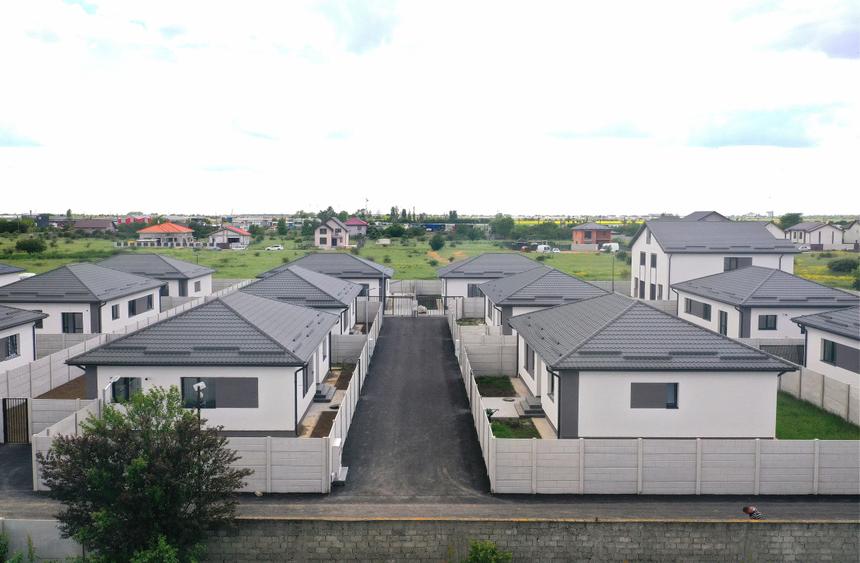 Casa individuala, parter, 4 camere+ parcare,+ curte proprie 380 mp, Comision 0 - 1