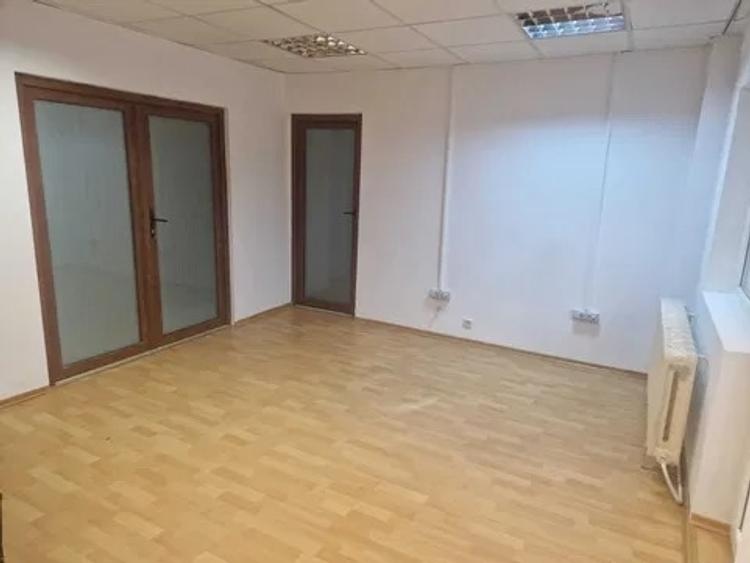 3 camere decomandat, etaj 1, zona  Alexandru - Tigarete - 2