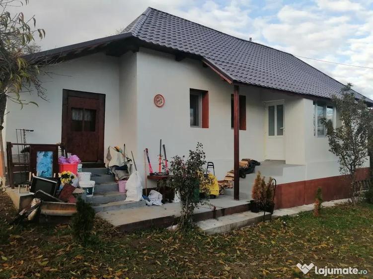 Casa renovata 92mp+900mp pe soseaua Cluj Napoca-Zalau - 1