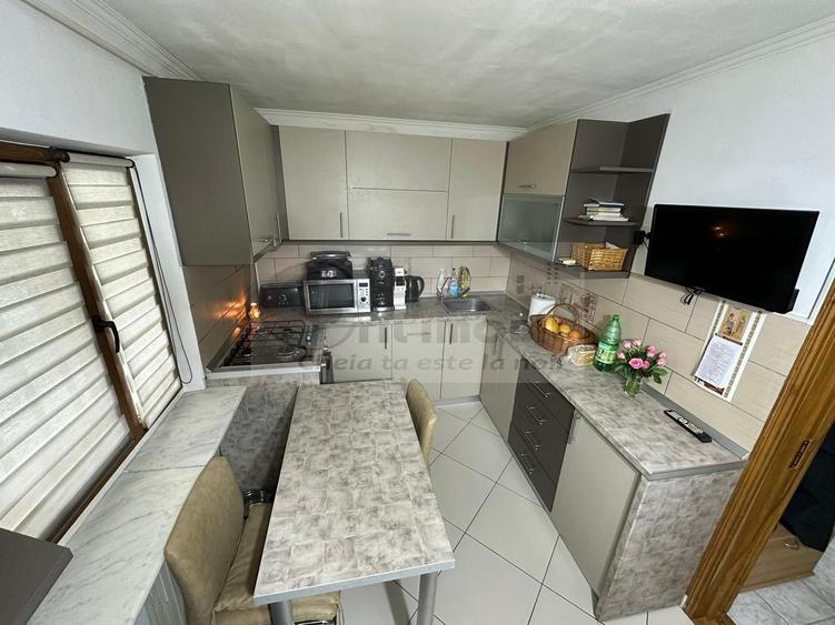 Apartament cu 4 camere/Spatiu birouri/ Cabinet - Nicolina 155.000 € - 8