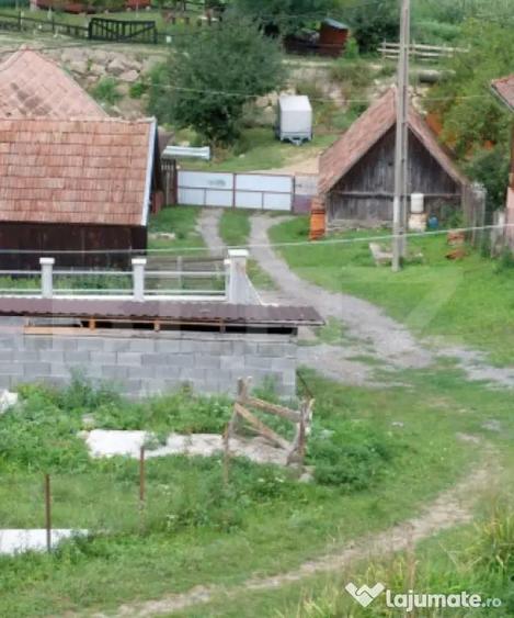 Teren (gradina) 420 mp cu garaj construit, Ocolis - 2