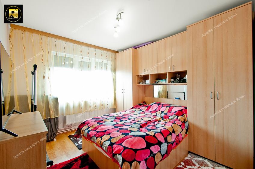 De vanzare 4 camere Micro 20 sup.66mp 2 balcoane renovat si mobilat - 13