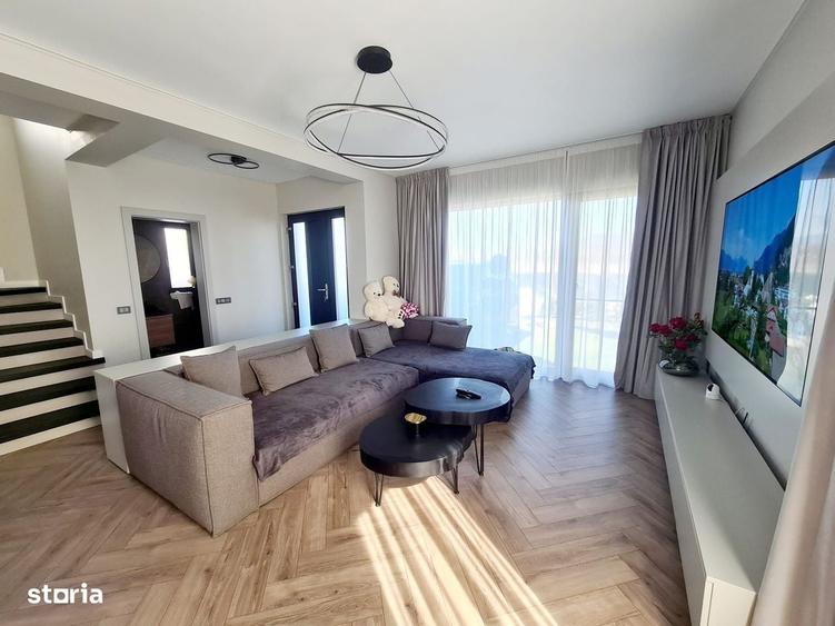 Casă cu 4 camere în Bujoreni