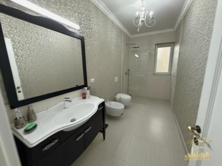 Vila deosebita cu piscina si finisaje premium- str. Strugurilor, Oncea - 22