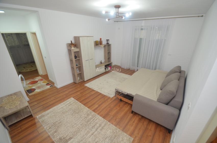 Apartament cu 2 camere semidecomandat, mobilat în Calea Urseni