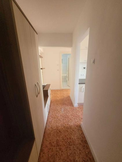 Persoana fizica inchiriez apartament 2 camere, Valea Aurie, comision 0 - 7