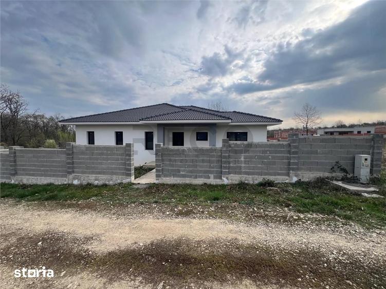 Casă cu 4 camere cu Teren 616 Mp în Paleu