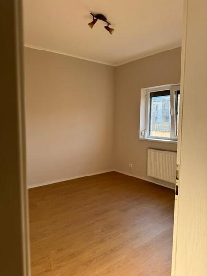 Apartament cu 3 camere decomandat în Giroc