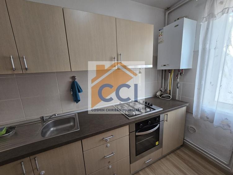 Apartament cu 2 camere semidecomandat, mobilat în Gară