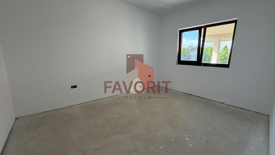 Duplex cu 3 camere cu Canalizare în Moșnița Nouă