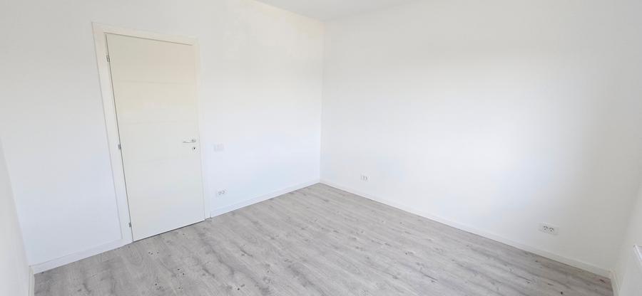 Apartament cu 3 camere decomandat în Frumoasa