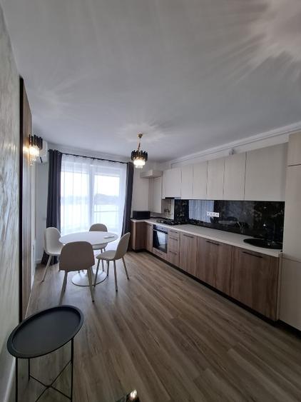 Apartament cu 2 camere semidecomandat în Hotvon